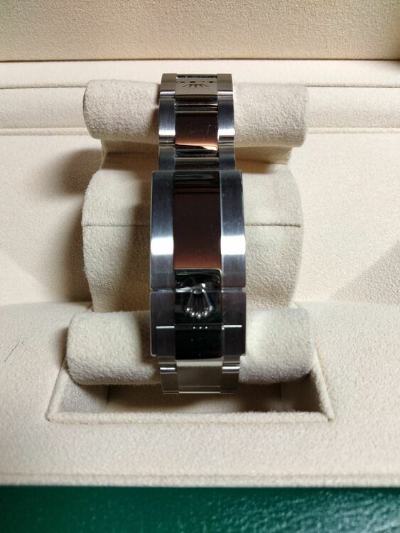 GMTマスターⅡ（高級時計）の商品画像 - 査定依頼日：2025年8月23日 - 最高査定価格：3,200,000円