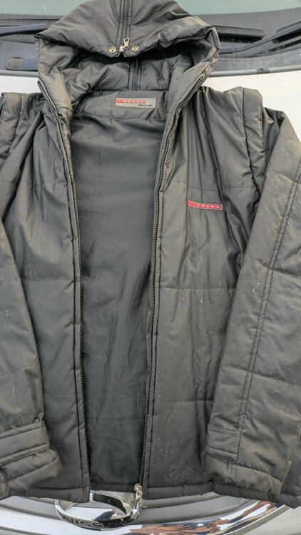 ダウン（古着・ファッション）の商品画像 - 査定依頼日：2026年6月13日 - 最高査定価格：100,000円