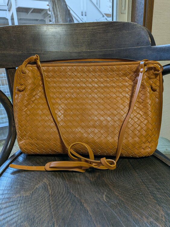 ボッテガ・ヴェネタ  （ブランドバッグ）の商品画像 - 査定依頼日：2026年2月2日 - 最高査定価格：70,000円