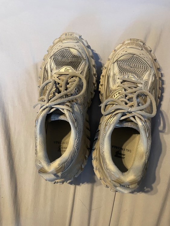 バレンシアガ  （ブランドバッグ）の商品画像 - 査定依頼日：2026年3月3日 - 最高査定価格：52,000円