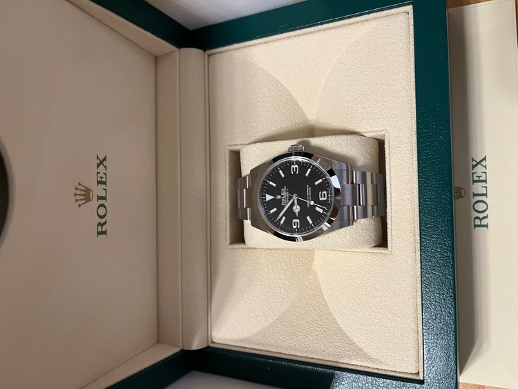 224270 エクスプローラⅠ 40（高級時計）の商品画像 - 査定依頼日：2025年6月13日 - 最高査定価格：1,350,000円