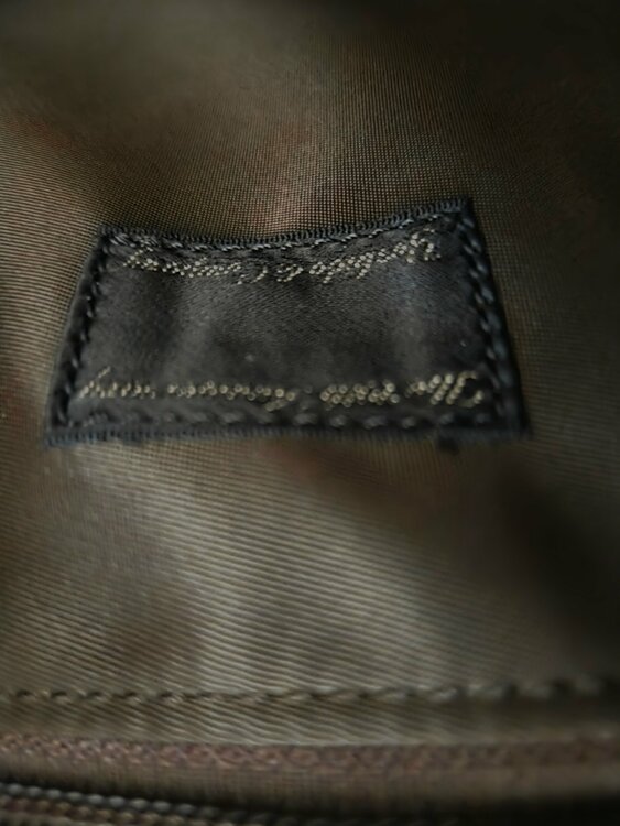 吉田カバン（ブランドバッグ）の商品画像 - 査定依頼日：2026年2月23日 - 最高査定価格：100,000円