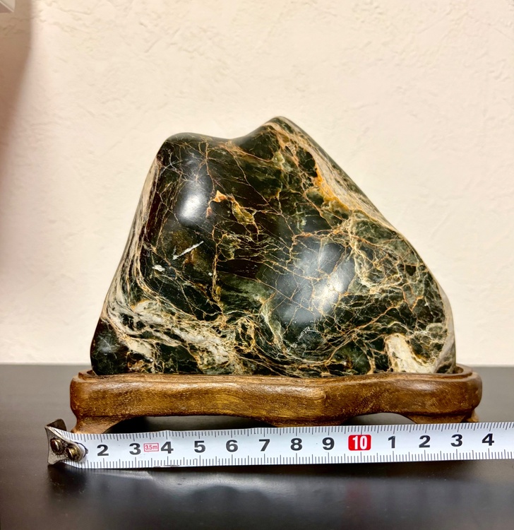 鑑賞石（美術品・骨董品）の商品画像 - 査定依頼日：2026年4月13日 - 最高査定価格：1,000円