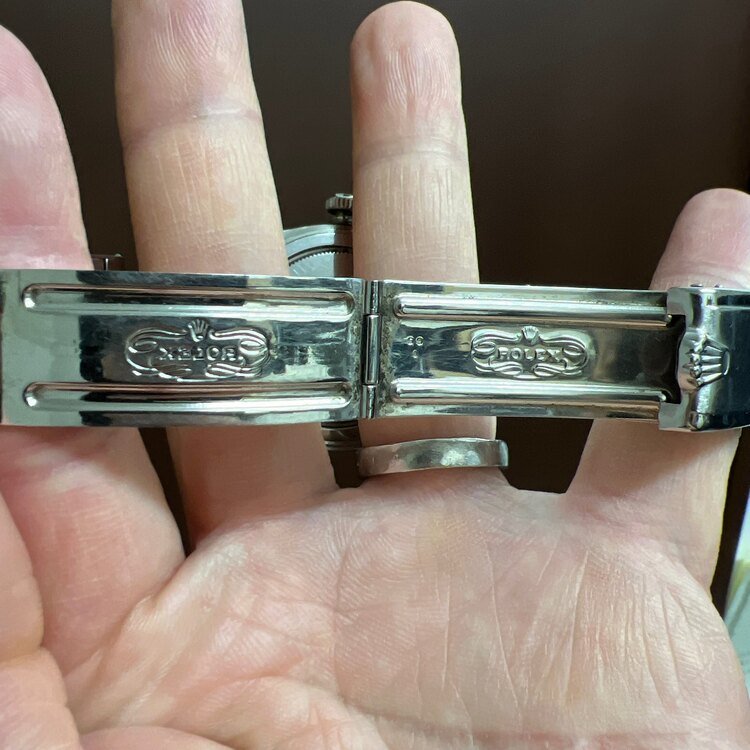 ロレックス パーペチュアル （高級時計）の商品画像 - 査定依頼日：2025年4月15日 - 最高査定価格：400,000円