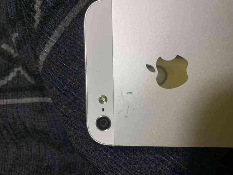 iPhone5 SoftBank ジャンク（スマホ）の商品画像 - 査定依頼日：2019年7月17日 - 最高査定価格：1,000円