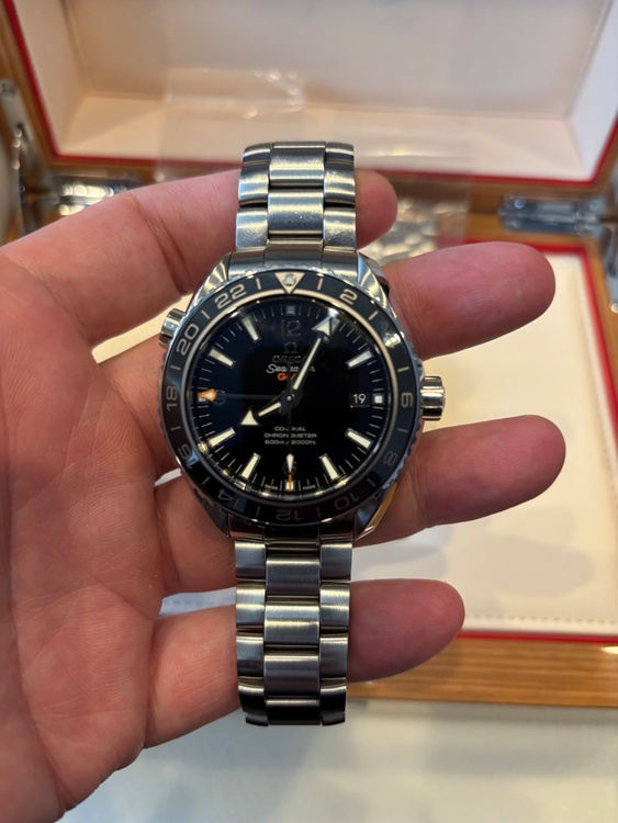 オメガ シーマスター 232.30.44.22.01.001（高級時計）の商品画像 - 査定依頼日：2025年12月19日 - 最高査定価格：585,000円