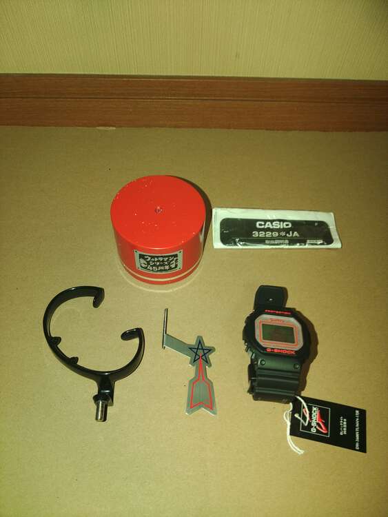 ULTRAMAN×G-SHOCK（高級時計）の商品画像 - 査定依頼日：2025年2月16日 - 最高査定価格：25,000円