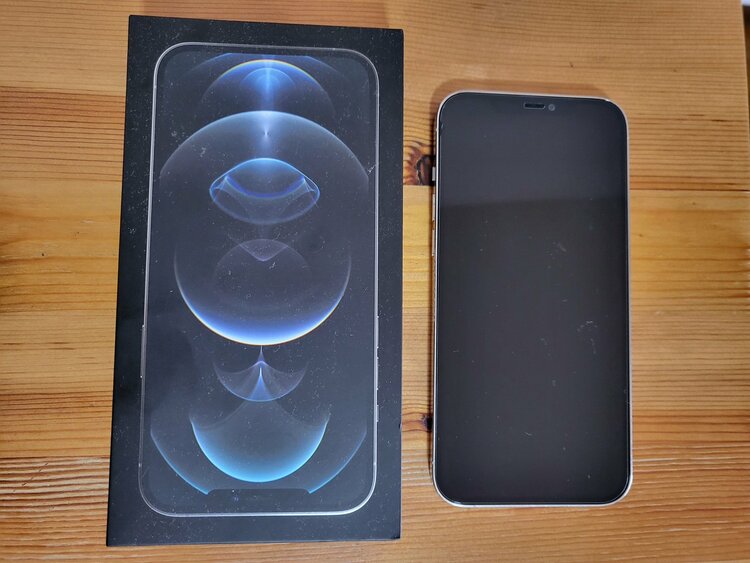 iPhone 12 Pro Max 256GB SIMフリー（スマホ）の商品画像 - 査定依頼日：2026年2月10日 - 最高査定価格：47,000円