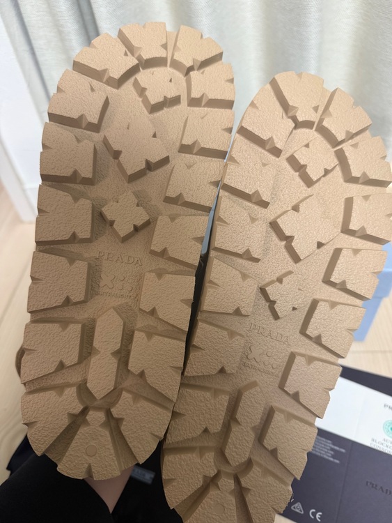 プラダ  （ブランドバッグ）の商品画像 - 査定依頼日：2025年11月3日 - 最高査定価格：60,000円