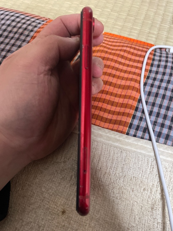 iPhoneXR 64GB SIMフリー（スマホ）の商品画像 - 査定依頼日：2026年2月25日 - 最高査定価格：8,000円