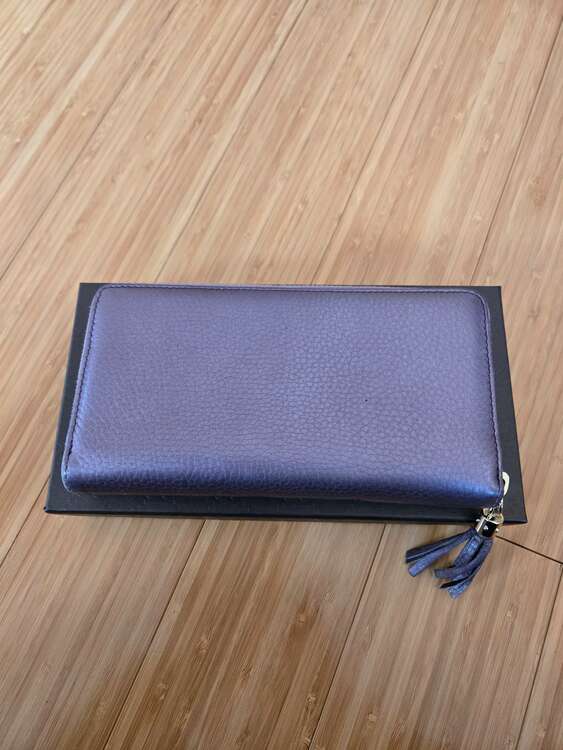 グッチ　長財布（ブランド財布・小物）の商品画像 - 査定依頼日：2025年2月9日 - 最高査定価格：10,000円