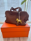 エルメス　ヴィクトリア35（ブランドバッグ）の商品画像 - 査定依頼日：2025年11月25日 - 最高査定価格：300,000円