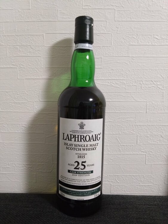 ラフロイグ25年（お酒）の商品画像 - 査定依頼日：2026年2月17日 - 最高査定価格：80,000円