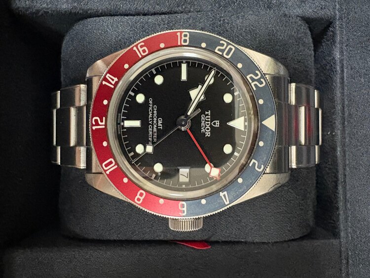 BLACK BAY GMT（高級時計）の商品画像 - 査定依頼日：2025年5月7日 - 最高査定価格：450,000円