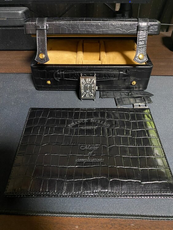 フランクミュラー ロングアイランド シンシアウォッチ50周年記念モデル1200SC（高級時計）の商品画像 - 査定依頼日：2025年5月2日 - 最高査定価格：420,000円