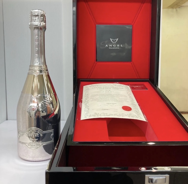 シャンパン シャンパン(その他) （お酒）の商品画像 - 査定依頼日：2026年1月6日 - 最高査定価格：111,000円