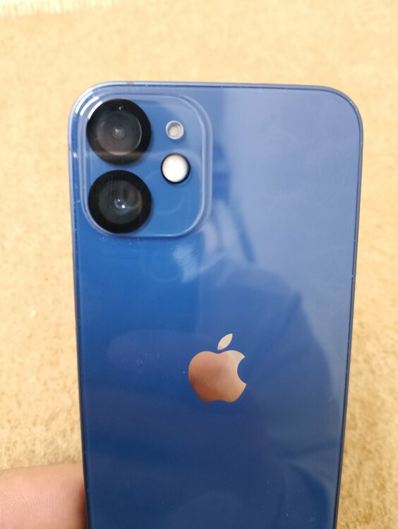 iPhone 12 mini 64GB au（スマホ）の商品画像 - 査定依頼日：2026年1月9日 - 最高査定価格：15,000円