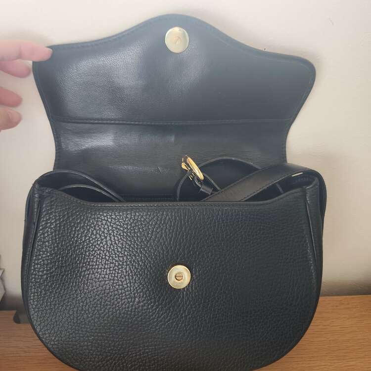 Christian Dior（ブランドバッグ）の商品画像 - 査定依頼日：2025年4月10日 - 最高査定価格：20,000円