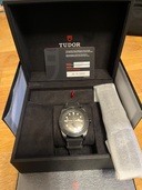 チューダー ブラックベイ 79210CN（高級時計）の商品画像 - 査定依頼日：2025年11月22日 - 最高査定価格：580,000円