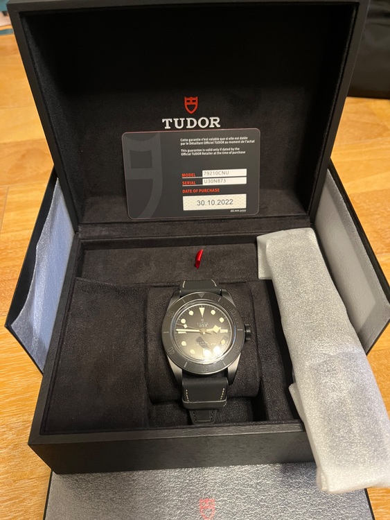 チューダー ブラックベイ 79210CN（高級時計）の商品画像 - 査定依頼日：2025年11月22日 - 最高査定価格：580,000円