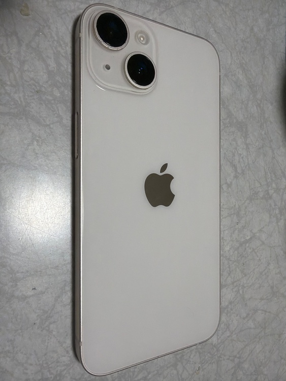 iPhone 14 256GB SIMフリー（スマホ）の商品画像 - 査定依頼日：2026年4月3日 - 最高査定価格：43,000円