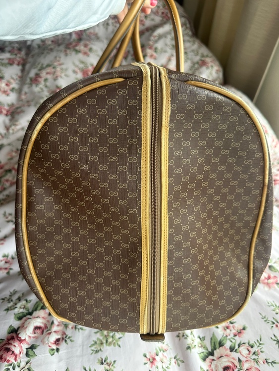 グッチ  （ブランドバッグ）の商品画像 - 査定依頼日：2026年3月31日 - 最高査定価格：30,000円