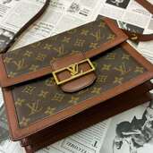 サックドフィーヌ（ブランドバッグ）の商品画像 - 査定依頼日：2025年3月31日 - 最高査定価格：87,000円