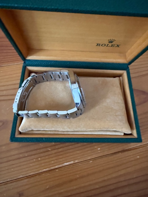 ロレックス エクスプローラー 16570（高級時計）の商品画像 - 査定依頼日：2025年6月7日 - 最高査定価格：970,000円