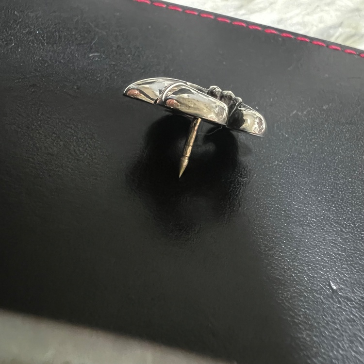 BSフレア　ピンズ（古着・ファッション）の商品画像 - 査定依頼日：2026年1月5日 - 最高査定価格：50,000円