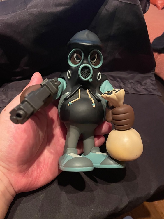 メディコム トイ（フィギュア・プラモデル）の商品画像 - 査定依頼日：2025年10月2日 - 最高査定価格：2,100円