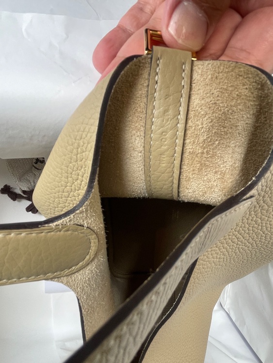 22サイズ（ブランドバッグ）の商品画像 - 査定依頼日：2025年9月4日 - 最高査定価格：550,000円