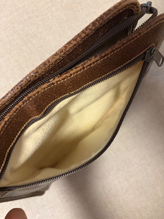 GUCCI GGプラス／オールドグッチ コスメポーチ（ブランドバッグ）の商品画像 - 査定依頼日：2026年10月4日 - 最高査定価格：3,000円
