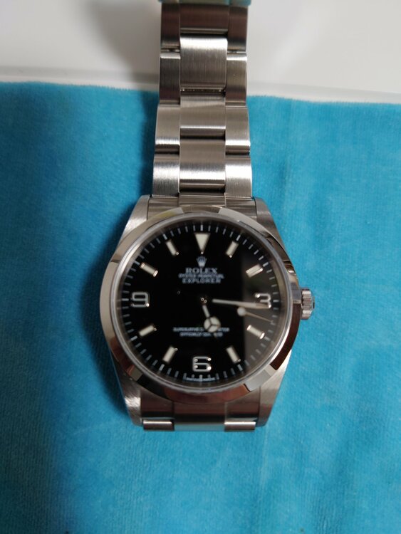 ロレックス エクスプローラー （高級時計）の商品画像 - 査定依頼日：2026年2月5日 - 最高査定価格：900,000円