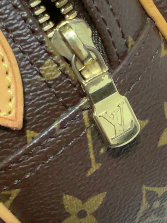 ルイヴィトン モノグラム （ブランドバッグ）の商品画像 - 査定依頼日：2025年9月21日 - 最高査定価格：70,000円