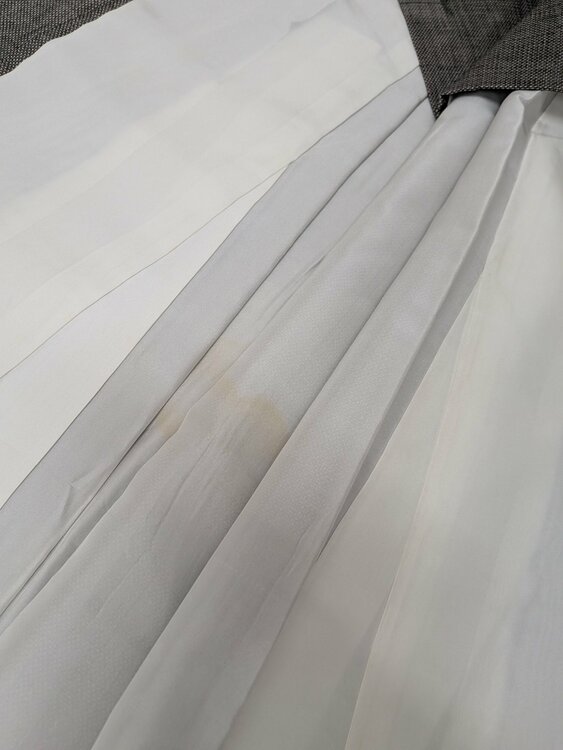 大島紬　着物（着物）の商品画像 - 査定依頼日：2026年5月17日 - 最高査定価格：3,000円