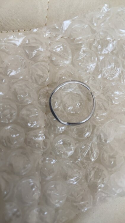 プラチナリング（金・貴金属）の商品画像 - 査定依頼日：2025年4月23日 - 最高査定価格：12,000円