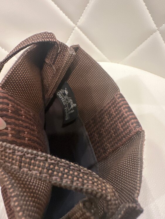 エールライン　ポシェット　ブラウン（ブランドバッグ）の商品画像 - 査定依頼日：2025年4月15日 - 最高査定価格：13,000円