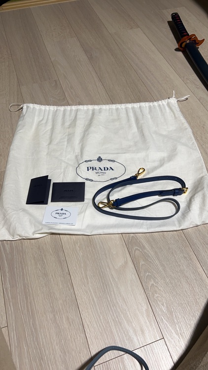 プラダ  （ブランドバッグ）の商品画像 - 査定依頼日：2025年10月27日 - 最高査定価格：75,000円