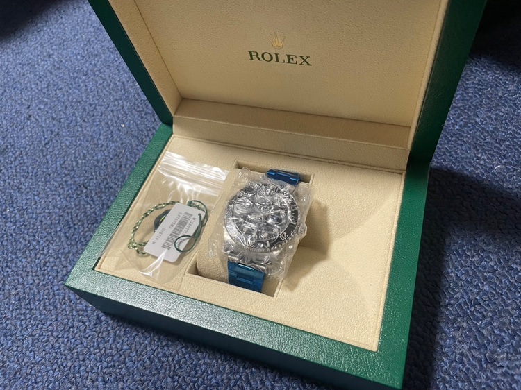 ロレックス サブマリーナー （高級時計）の商品画像 - 査定依頼日：2025年7月16日 - 最高査定価格：2,000,000円