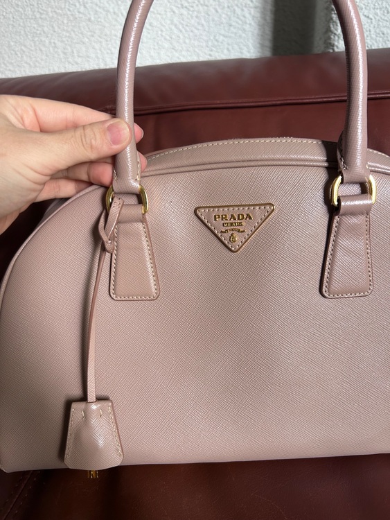 プラダ  （ブランドバッグ）の商品画像 - 査定依頼日：2025年11月10日 - 最高査定価格：60,000円