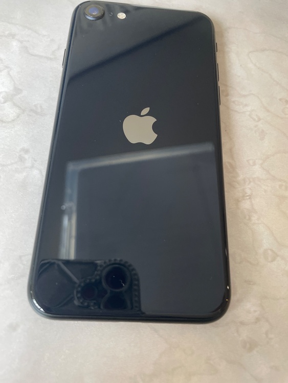 iPhone8（スマホ）の商品画像 - 査定依頼日：2026年4月20日 - 最高査定価格：6,000円