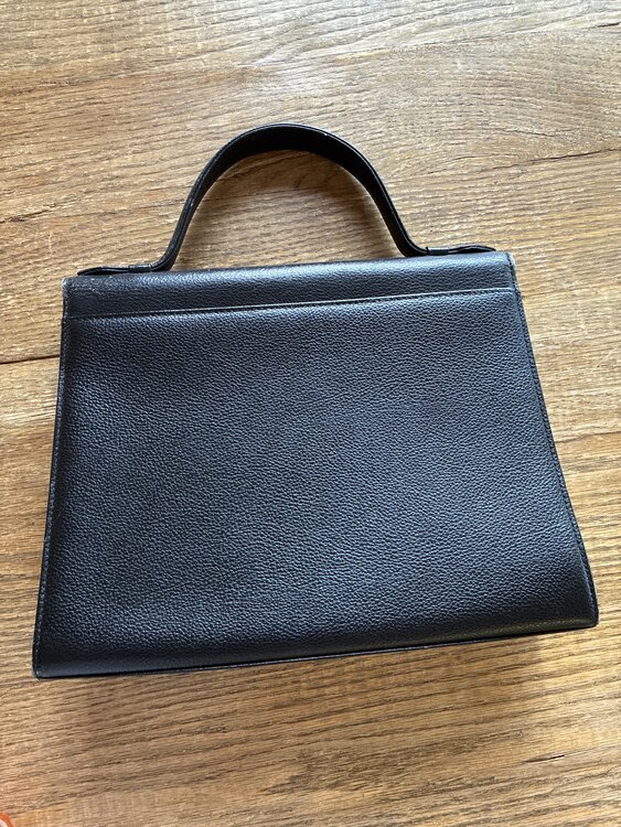 不明（ブランドバッグ）の商品画像 - 査定依頼日：2025年5月4日 - 最高査定価格：7,000円