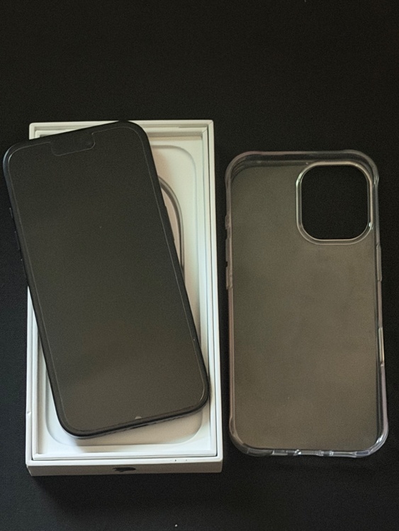 新商品（スマホ）の商品画像 - 査定依頼日：2026年8月29日 - 最高査定価格：90,000円