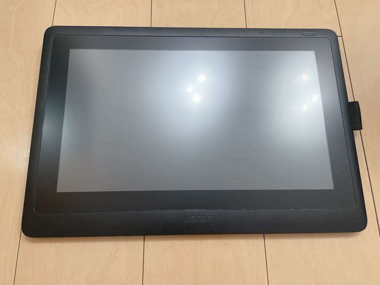 液晶タブレット Wacom Cintiq 16（家電）の商品画像 - 査定依頼日：2025年2月22日 - 最高査定価格：22,500円
