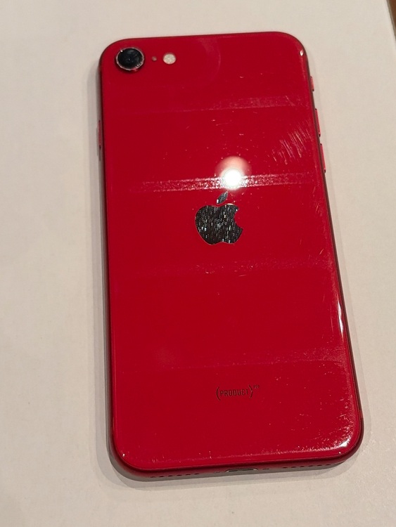 MHGR3J iPhone SE RED 64GB（スマホ）の商品画像 - 査定依頼日：2025年11月2日 - 最高査定価格：10,000円