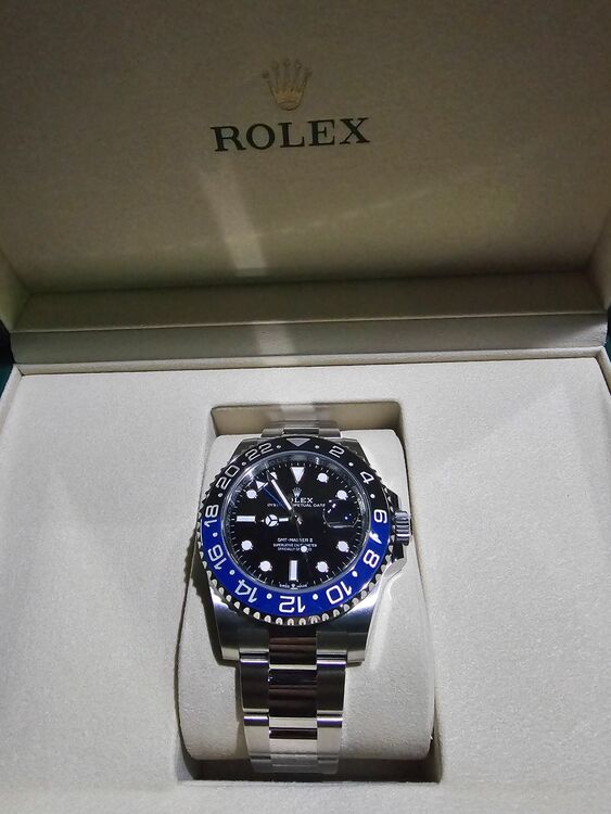 ロレックス GMTマスター （高級時計）の商品画像 - 査定依頼日：2025年6月8日 - 最高査定価格：2,450,000円