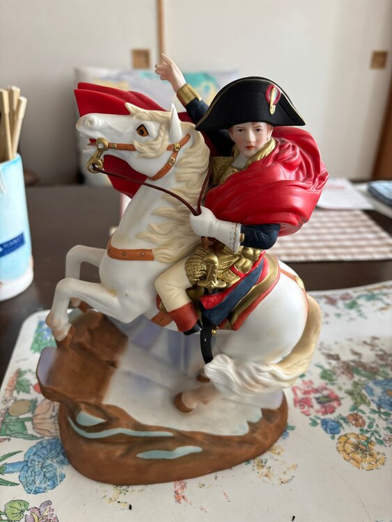 ブランデー ブランデー(その他) （お酒）の商品画像 - 査定依頼日：2025年1月27日 - 最高査定価格：2,100円