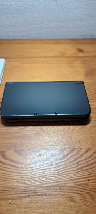 NINTENDO 3DS LL（ゲーム機本体・ゲームソフト）の商品画像 - 査定依頼日：2026年5月25日 - 最高査定価格：12,500円