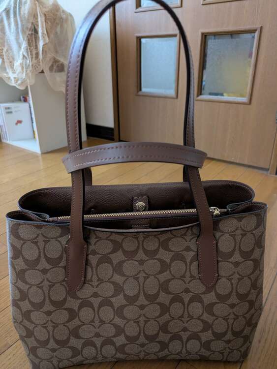 その他 コーチ （ブランドバッグ）の商品画像 - 査定依頼日：2025年3月7日 - 最高査定価格：3,000円