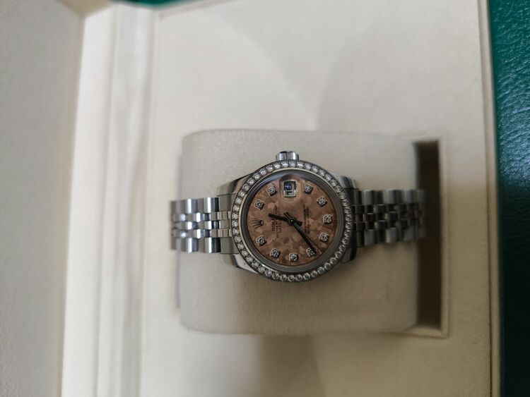 ロレックス デイトジャスト 179384（高級時計）の商品画像 - 査定依頼日：2025年11月16日 - 最高査定価格：1,700,000円